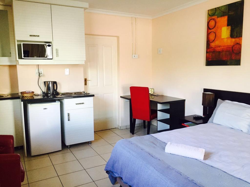 Logos Guest House Pietermaritzburg Esterno foto